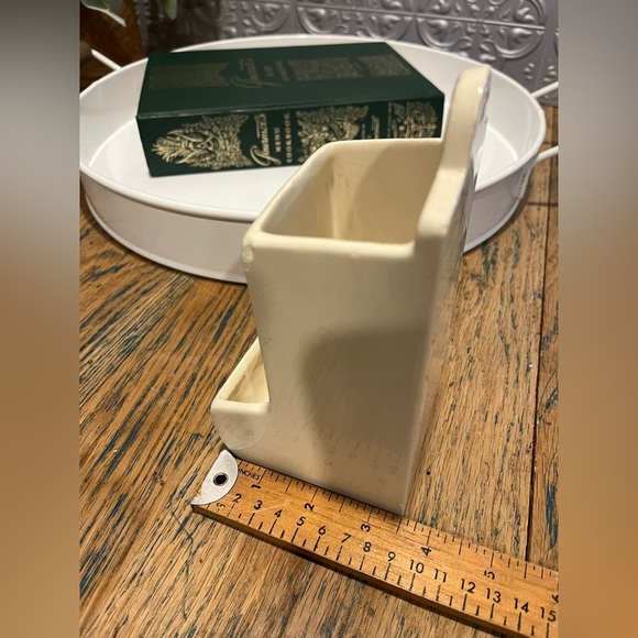 🩶Ceramic Match Holder – Wall Mount - Picture 13 of 15